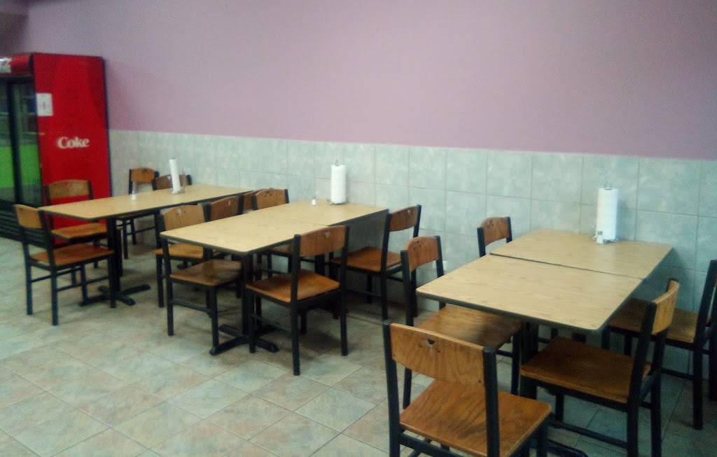 Las Comadres Mexican Restaurant | restaurant | 813 10th St, North Chicago, IL 60064, USA | 8476726347 OR +1 847-672-6347