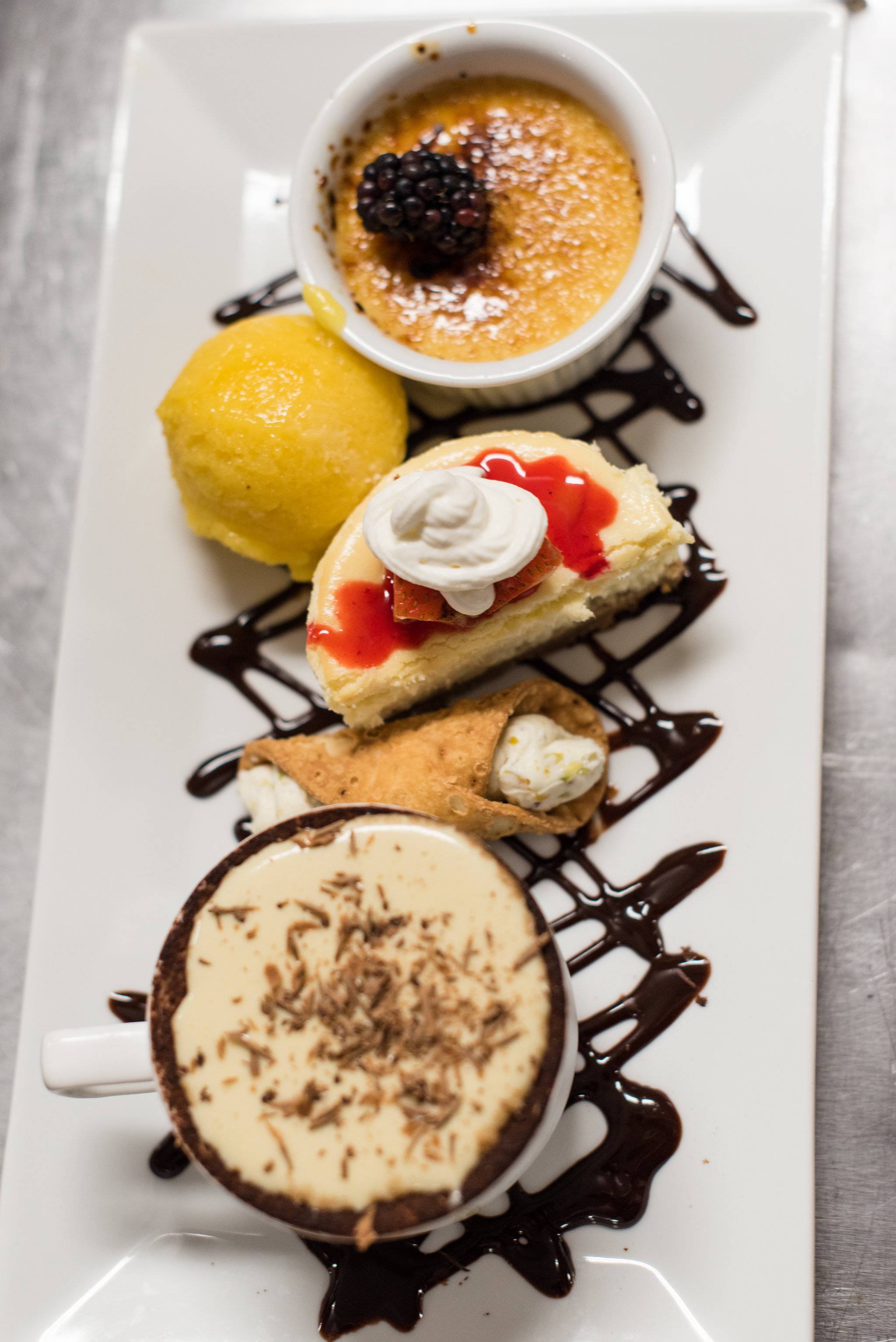 Giardinos Abington | restaurant | 497 Bedford St, Abington, MA 02351, USA | 7818783888 OR +1 781-878-3888