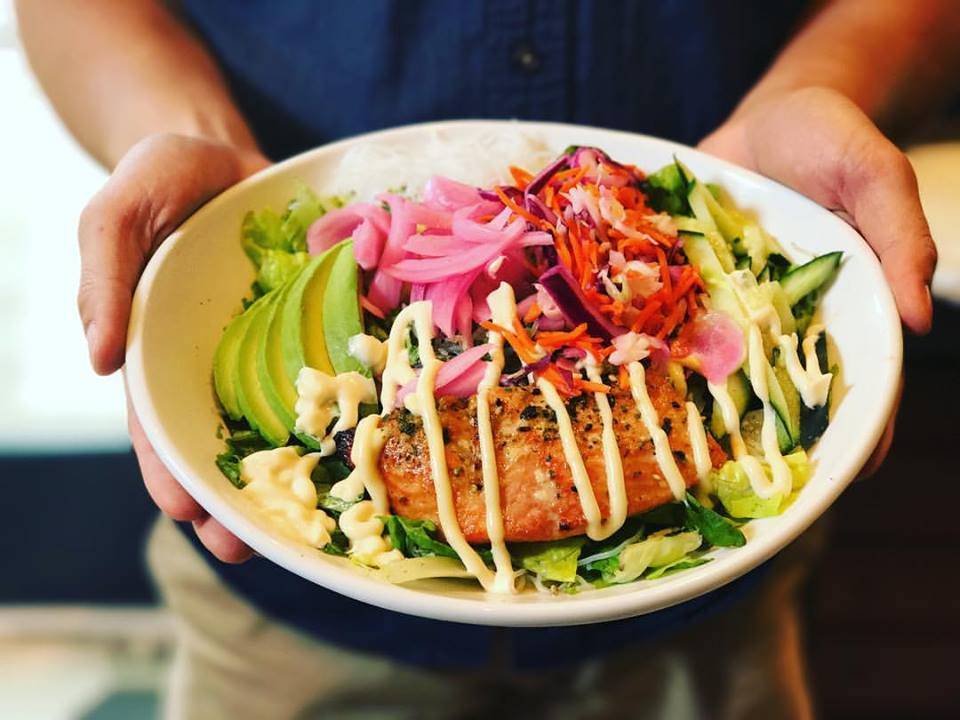 World Wrapps 2.0 | restaurant | 208 Corte Madera Town Center, Corte Madera, CA 94925, USA | 4159273663 OR +1 415-927-3663