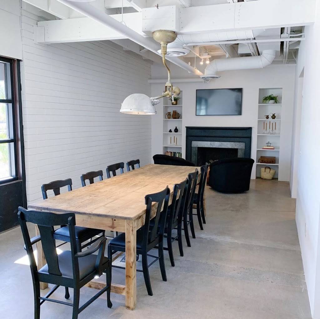 The Vintage Arcadia | restaurant | 4418 E Osborn Rd, Phoenix, AZ 85018, USA | 6028251521 OR +1 602-825-1521