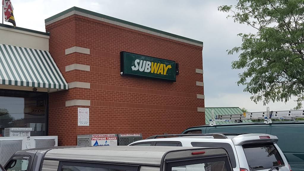 Subway | restaurant | 1 Magna Way, Westminster, MD 21157, USA | 4108763141 OR +1 410-876-3141