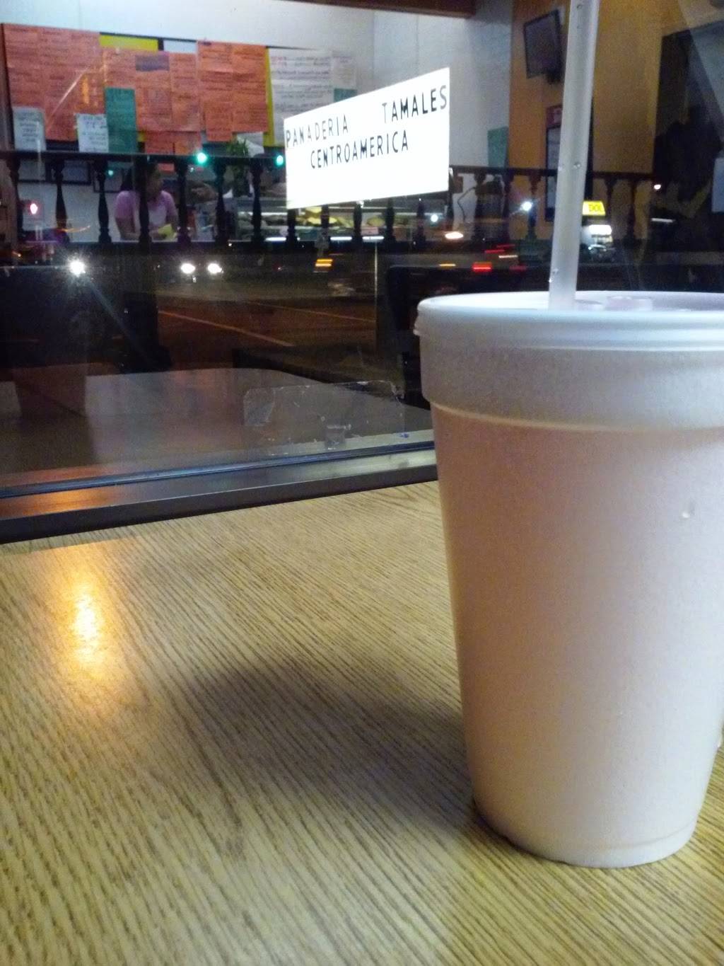 Golden Chicken & Bread | restaurant | 3206 Jefferson Davis Hwy, Richmond, VA 23234, USA | 8042317200 OR +1 804-231-7200