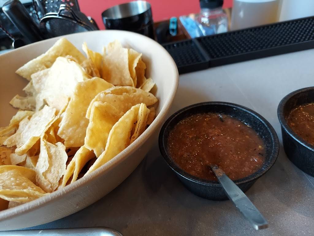 Ricochet Tacos | restaurant | 115 W Joliet St, Crown Point, IN 46307, USA | 2193233651 OR +1 219-323-3651