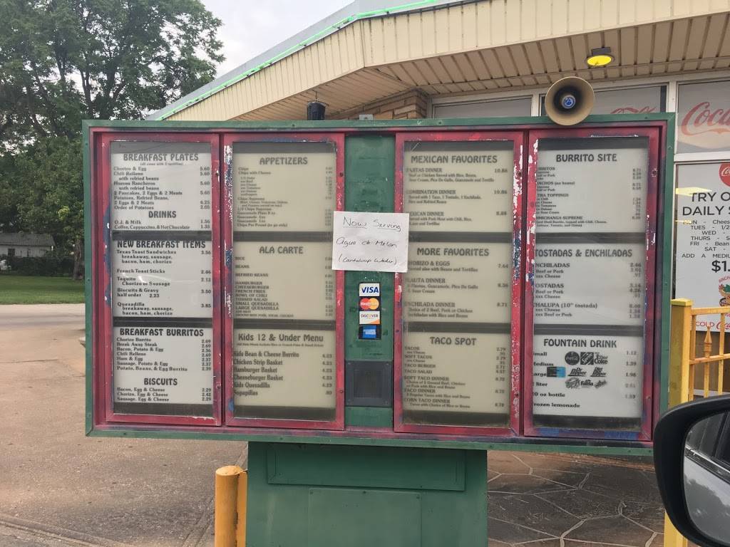 Anchor Away | restaurant | 127 S Adams St, Hutchinson, KS 67501, USA | 6206623100 OR +1 620-662-3100