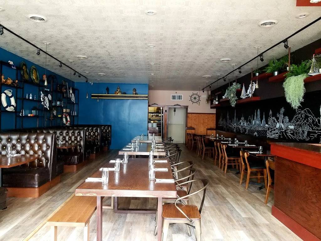 Mangrove Thai Kitchen | restaurant | 312 Divisadero St, San Francisco, CA 94117, USA | 4155526881 OR +1 415-552-6881