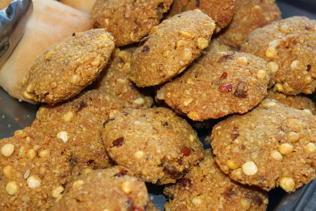 Martins Bakery | restaurant | B-, 2761 Markham Rd #15, Scarborough, ON M1X 0A4, Canada | 4165352323 OR +1 416-535-2323