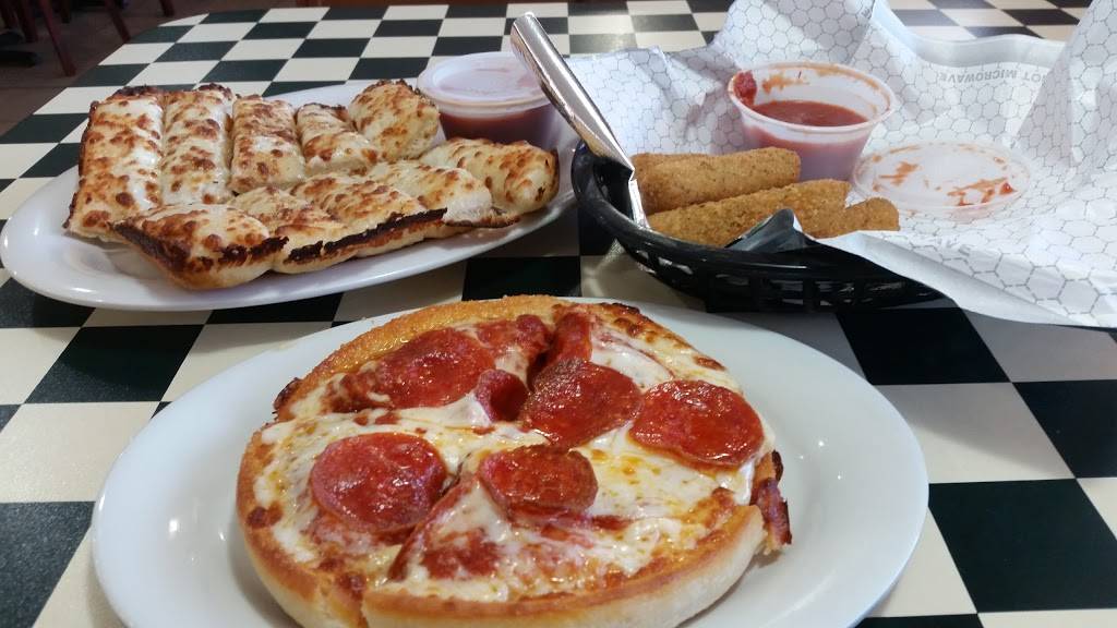 Pizza Hut | restaurant | 16100 San Pedro Ave, San Antonio, TX 78232, USA | 2104947351 OR +1 210-494-7351