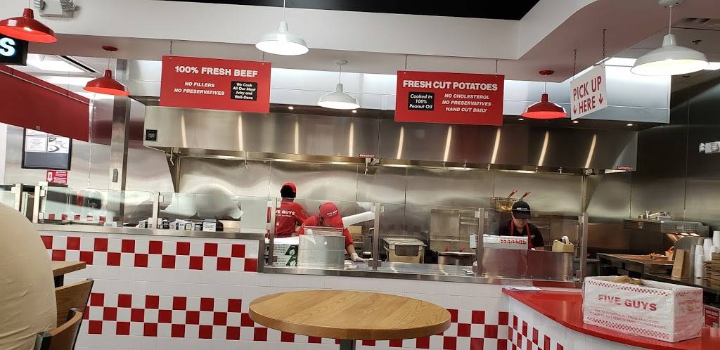 Five Guys | restaurant | 3660 Crocker Dr, Sacramento, CA 95818, USA | 2794440767 OR +1 279-444-0767