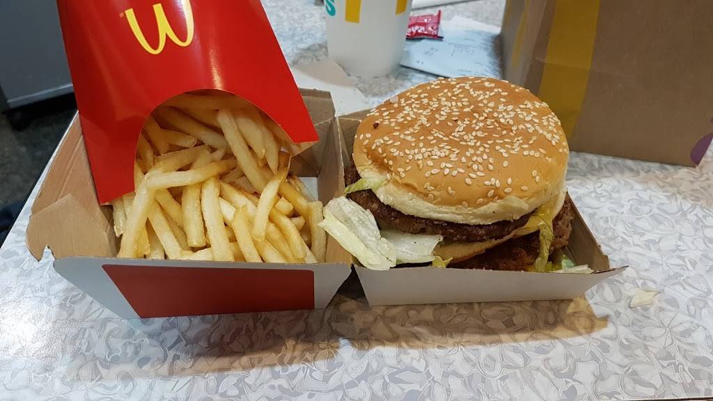 McDonalds | cafe | 5000 W International Airport Rd, Anchorage, AK 99502, USA | 9072430085 OR +1 907-243-0085