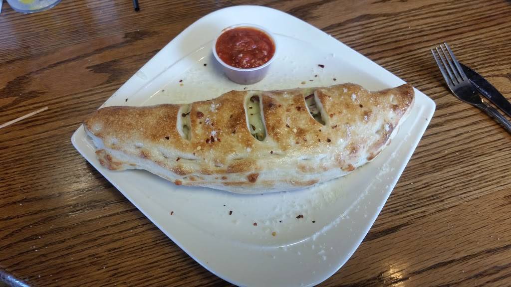 Bella Blak Pizzeria | restaurant | 205 Waverly Plaza, Waverly, TN 37185, USA | 9312969191 OR +1 931-296-9191