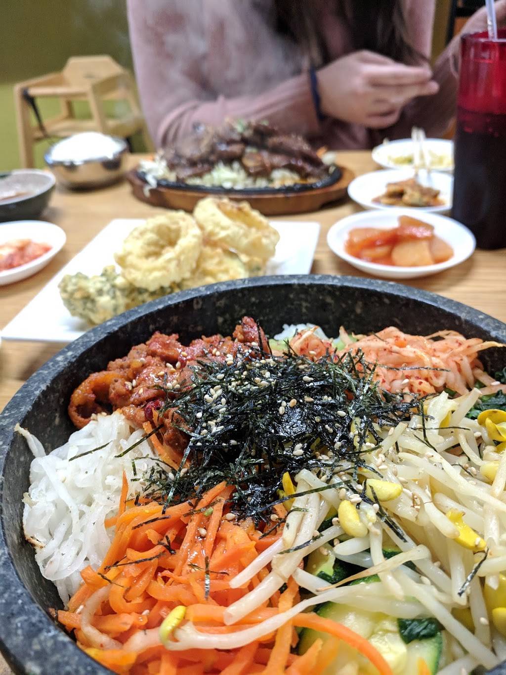 KJ Sushi & Korean BBQ | restaurant | 3223 N College Ave, Fayetteville, AR 72703, USA | 4793012008 OR +1 479-301-2008