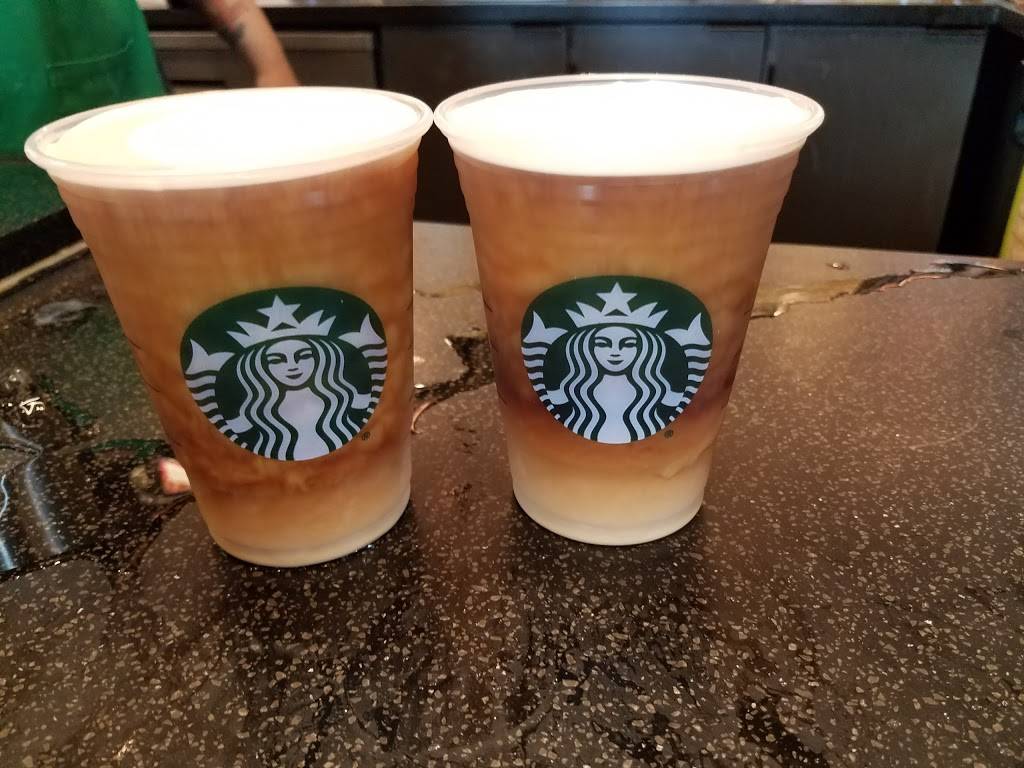 Starbucks | cafe | 2413 Columbia Pike, Arlington, VA 22204, USA | 5712057963 OR +1 571-205-7963