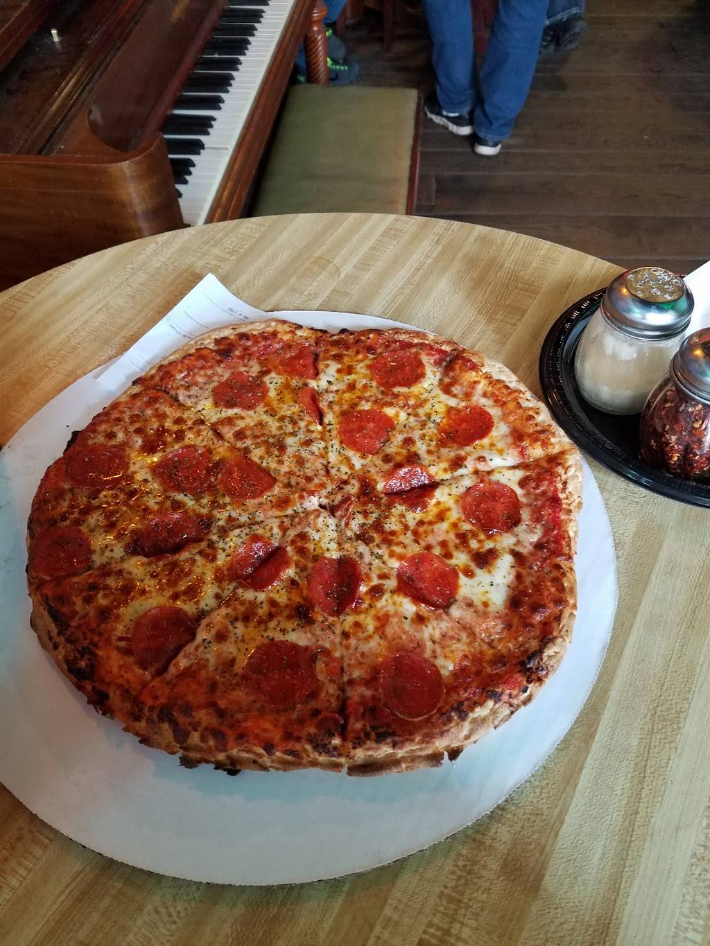 Gillespies Map Room | restaurant | 1281 W 9th St, Cleveland, OH 44113, USA | 2166217747 OR +1 216-621-7747