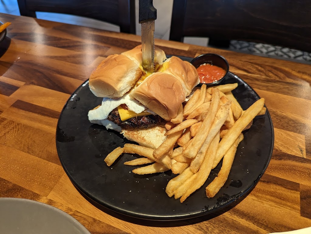 SLATERS 50/50 | restaurant | 925 Blossom Hill Rd, San Jose, CA 95123, USA | 4086228704 OR +1 408-622-8704