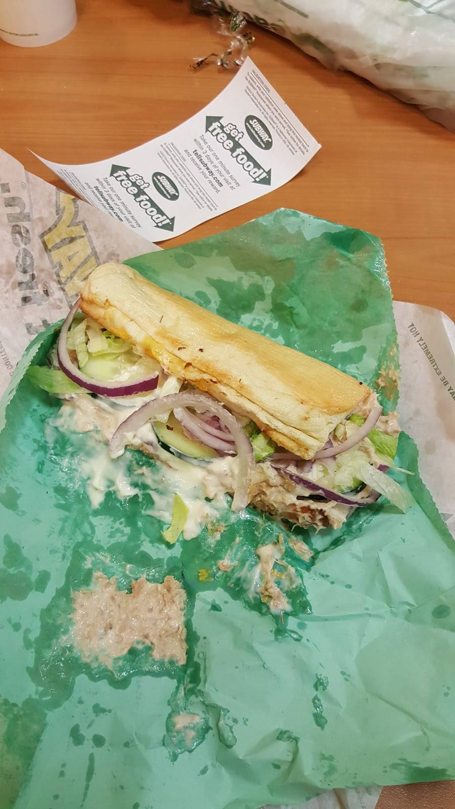 Subway | restaurant | 5711 Xerxes Ave N, Brooklyn Center, MN 55430, USA | 7635664191 OR +1 763-566-4191
