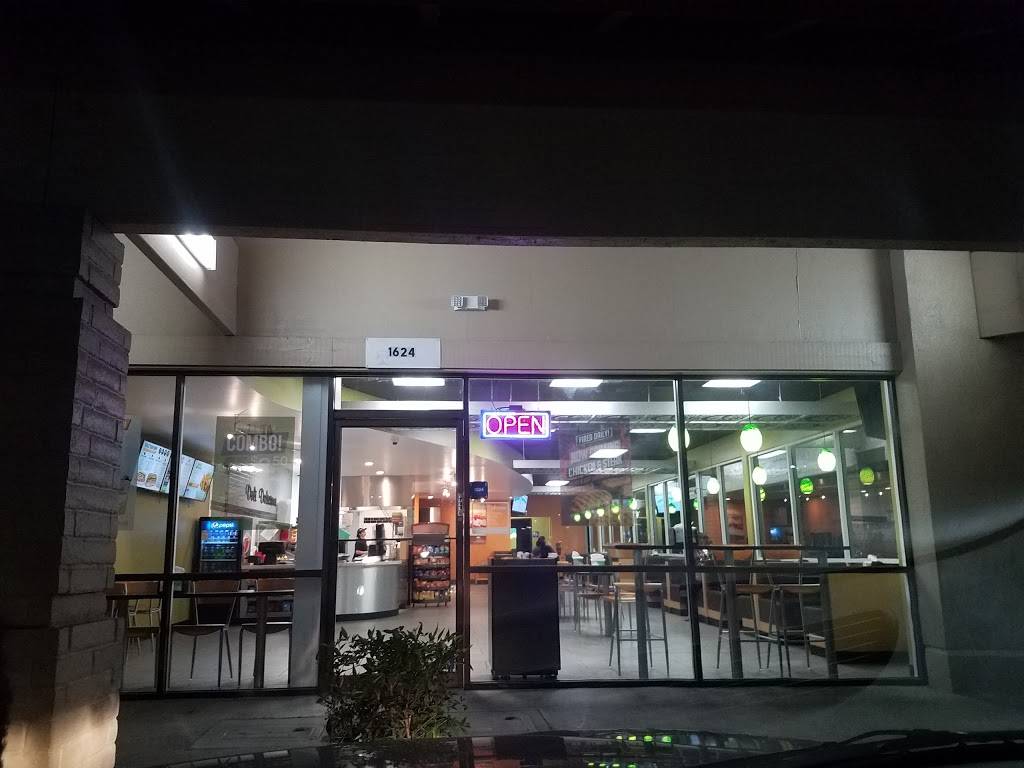 Deli Delicious | restaurant | 1624 Howard St, Madera, CA 93637, USA | 5593954928 OR +1 559-395-4928