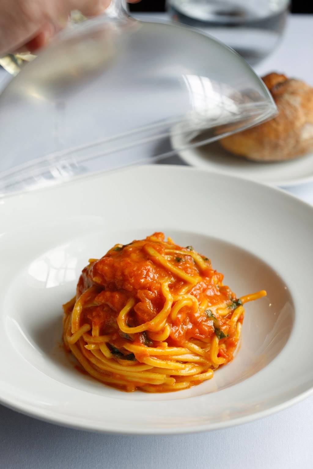 Scarpetta Philadelphia | restaurant | 210 W Rittenhouse Square, Philadelphia, PA 19103, USA | 2155584199 OR +1 215-558-4199