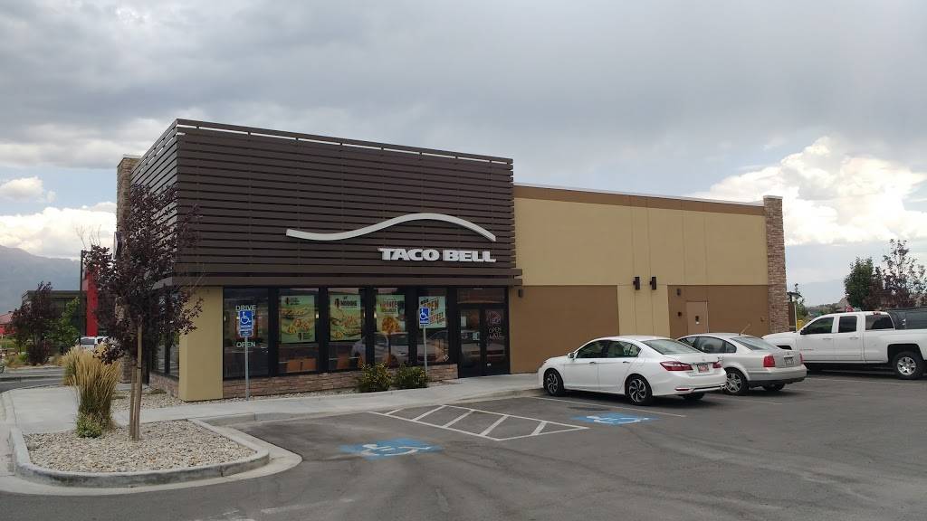 Taco Bell | meal takeaway | 27 W Crossroads Blvd, Saratoga Springs, UT 84045, USA | 3853453760 OR +1 385-345-3760