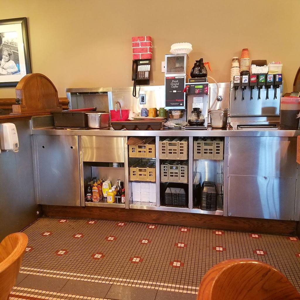 Yours Truly Restaurant | restaurant | 7280 Center St, Mentor, OH 44060, USA | 4402553003 OR +1 440-255-3003