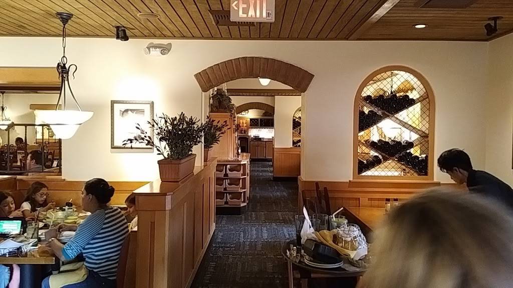 Olive Garden Italian Restaurant | meal takeaway | 1350 Great Mall Dr, Milpitas, CA 95035, USA | 4089358176 OR +1 408-935-8176