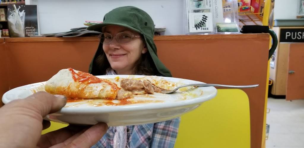 Wee Vill Market | restaurant | 18348 W Avenue D, Lancaster, CA 93536, USA | 6617242200 OR +1 661-724-2200