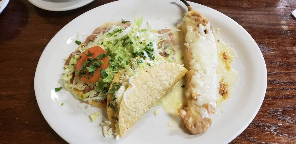 Sol Azteca Mexican Restaurant | restaurant | 1360 Montgomery Hwy Suite 128, Vestavia Hills, AL 35216, USA | 2059794902 OR +1 205-979-4902