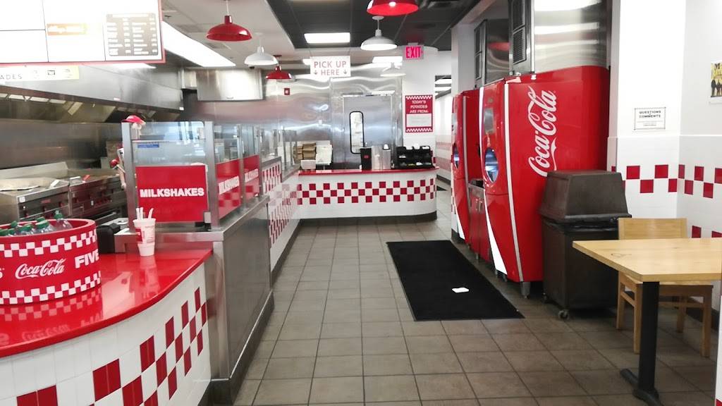 Five Guys | meal takeaway | 91 Church St, New Haven, CT 06510, USA | 2038595565 OR +1 203-859-5565