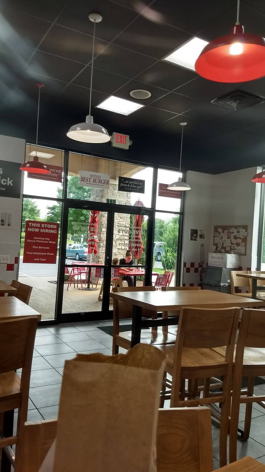 Five Guys | meal takeaway | 579 Adams Dr, Winchester, VA 22601, USA | 5405420072 OR +1 540-542-0072