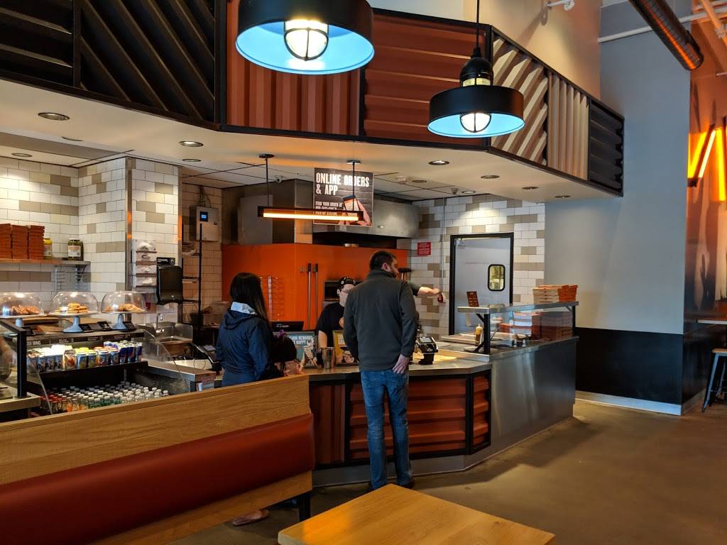 Blaze Pizza | meal takeaway | 310 Daniel Webster Hwy Suite 210A, Nashua, NH 03060, USA | 6038353574 OR +1 603-835-3574