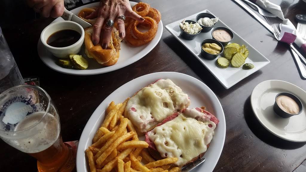 Old City Public House | restaurant | 200 Portion Rd, Ronkonkoma, NY 11779, USA | 6315881135 OR +1 631-588-1135