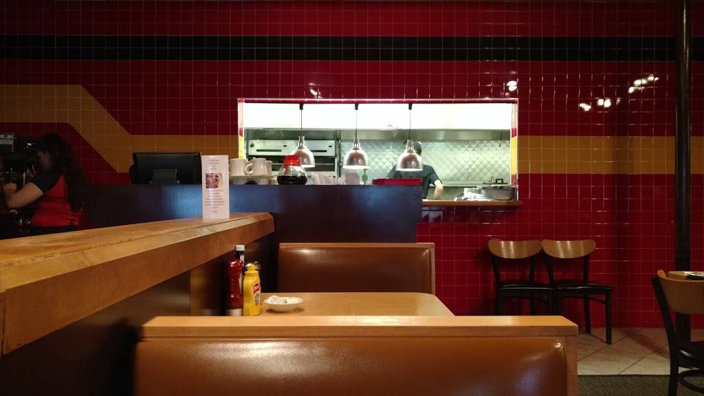 Star Diner III | restaurant | 2524 Navarre Ave # B, Oregon, OH 43616, USA | 4196912280 OR +1 419-691-2280