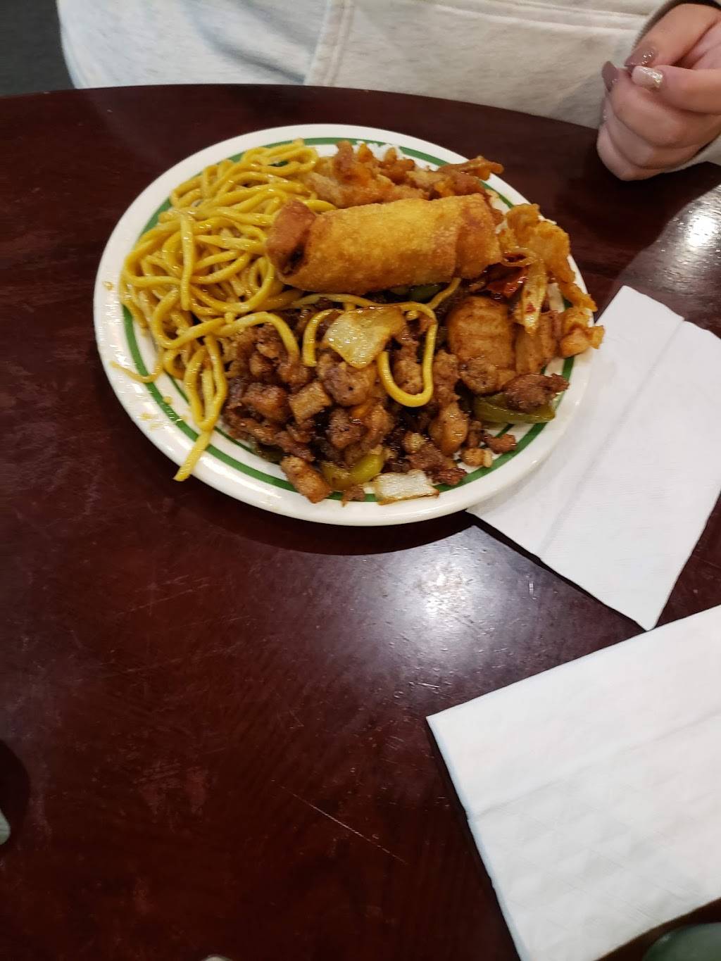 China Buffet | restaurant | 1797 S West Ave, Freeport, IL 61032, USA | 8152352234 OR +1 815-235-2234
