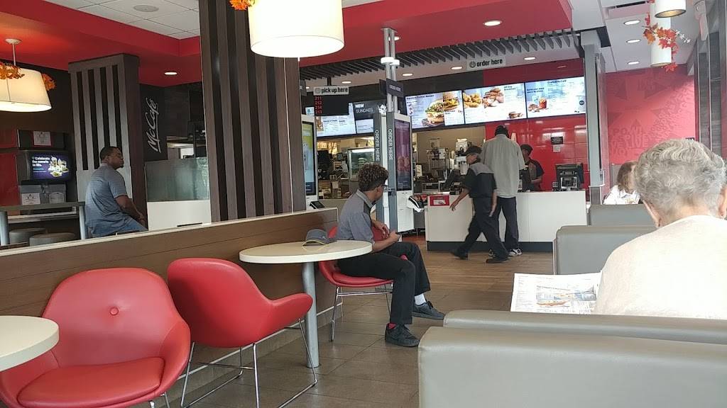 McDonalds | cafe | 7784 Blanding Blvd, Jacksonville, FL 32244, USA | 9045731305 OR +1 904-573-1305