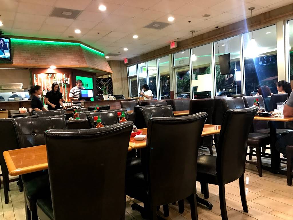 Pho Lavie | restaurant | 3321 N Federal Hwy N. Federal Hwy, Pompano Beach, FL 33064, USA | 9549414155 OR +1 954-941-4155