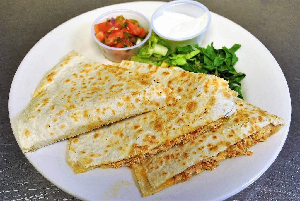 Dogtooth Sports and Music Bar | restaurant | 5310 Shirley St, Naples, FL 34109, USA | 2394317004 OR +1 239-431-7004