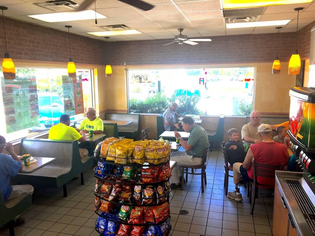 Subway | restaurant | 5969 W Andrew Johnson Hwy, Morristown, TN 37814, USA | 4235868173 OR +1 423-586-8173