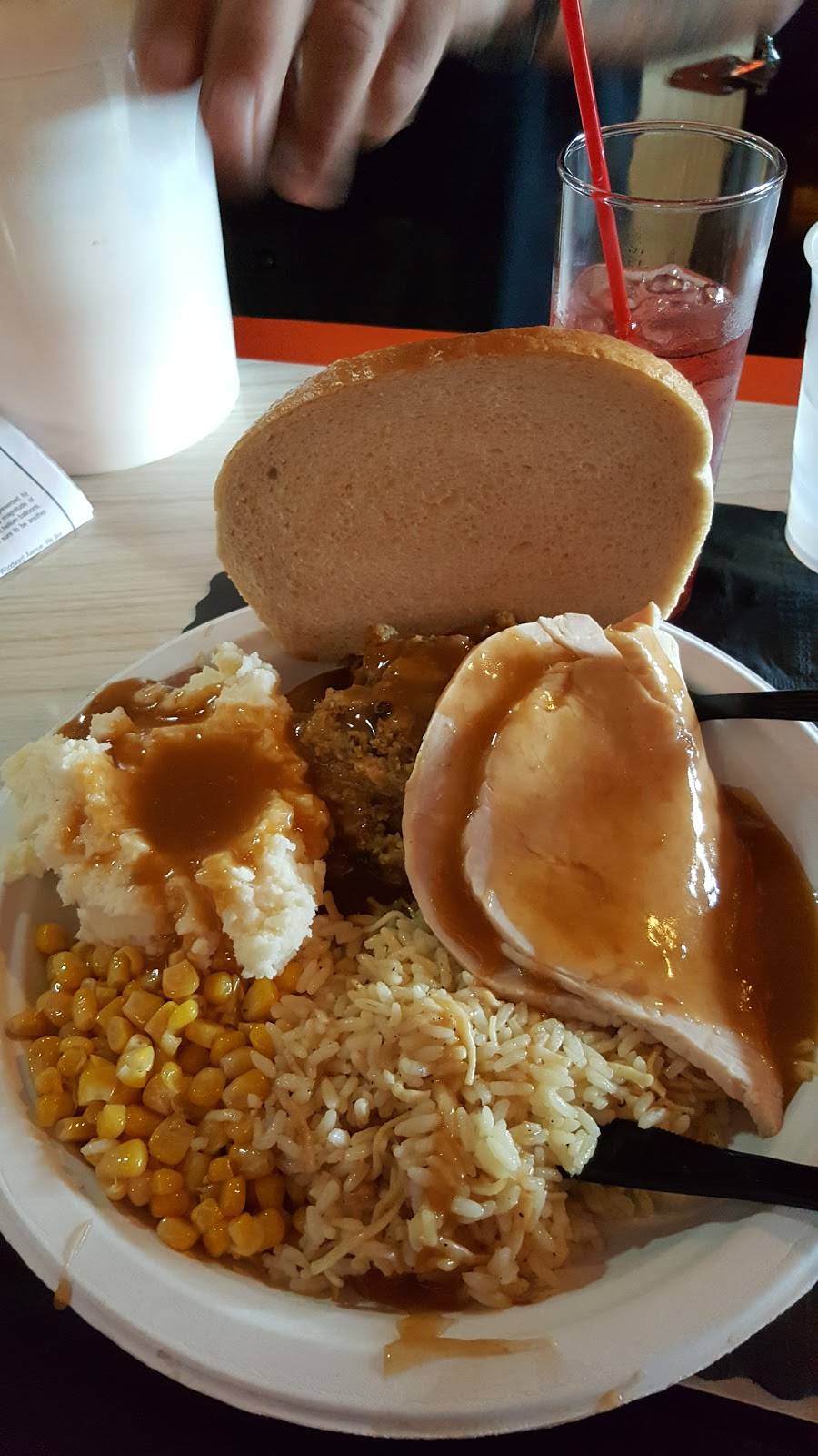 Micks On Roosevelt | restaurant | 6815 Roosevelt Ave, Allen Park, MI 48101, USA | 3133817365 OR +1 313-381-7365