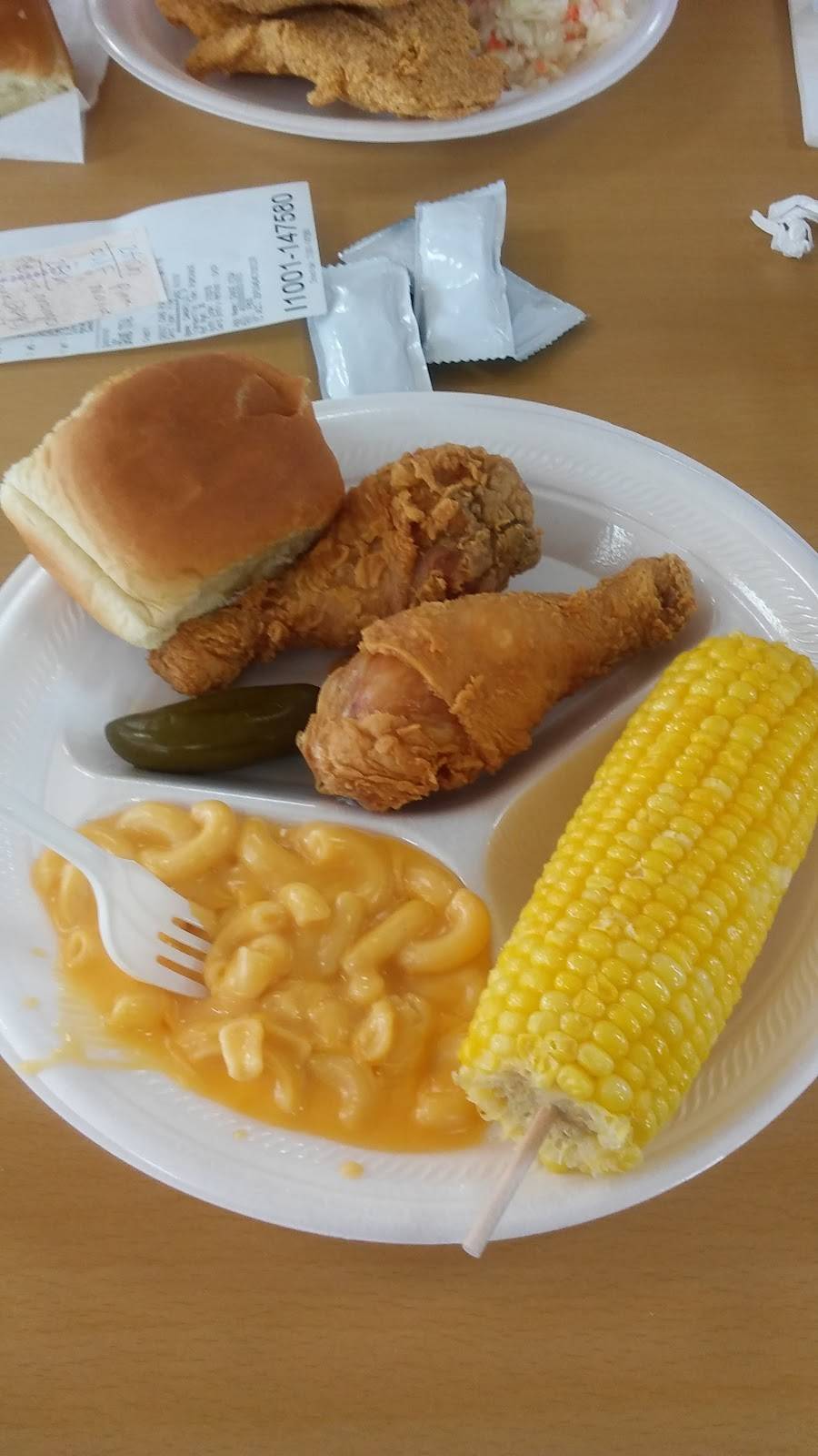 Lisas Chicken | restaurant | 4217 Bridge St, Fort Worth, TX 76103, USA | 8174573004 OR +1 817-457-3004