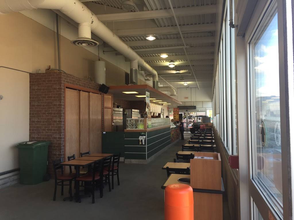 Restaurant SUBWAY | restaurant | 1355 Boulevard du Plateau-Saint-Joseph, Sherbrooke, QC J1L 3C5, Canada | 8193480550 OR +1 819-348-0550