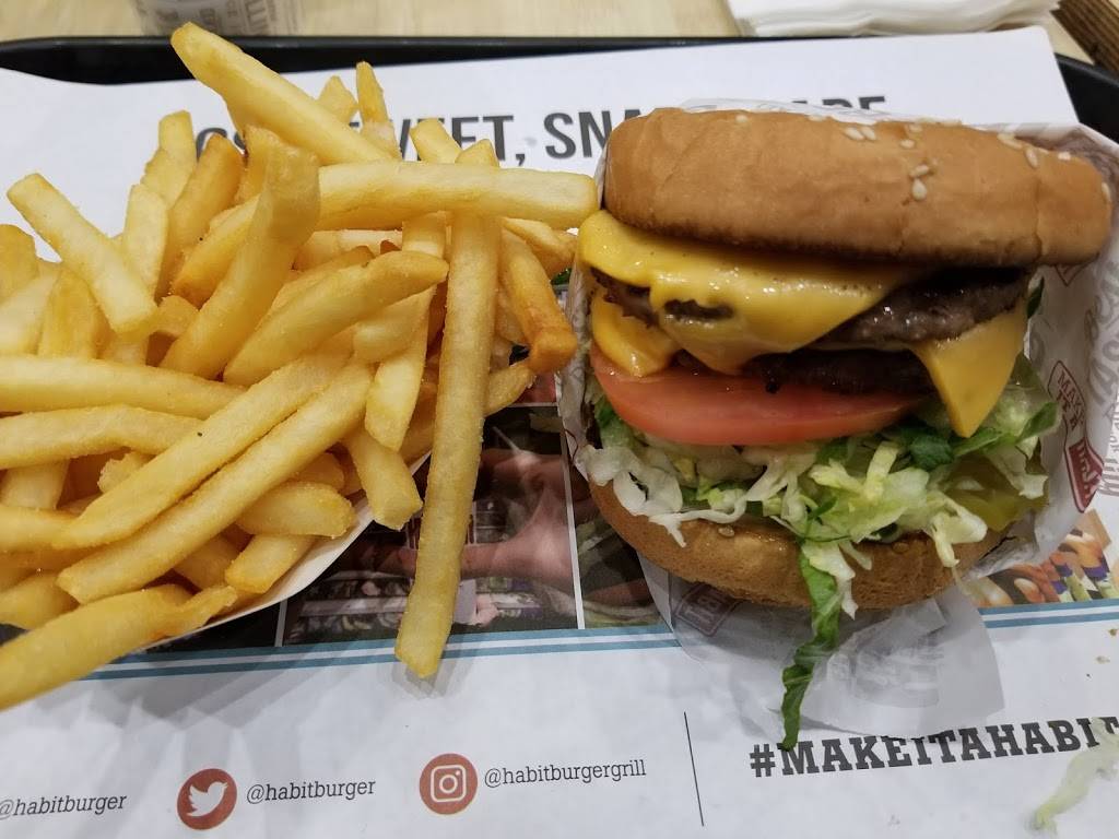 The Habit Burger Grill | meal takeaway | 19223 Golden Valley Rd, Santa Clarita, CA 91387, USA | 6612521487 OR +1 661-252-1487
