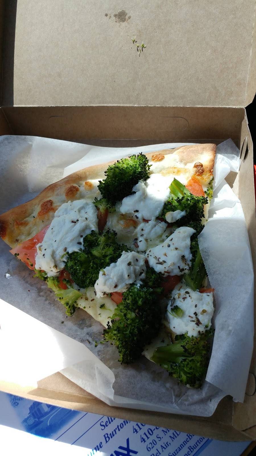 Fortunato Brothers Pizza | restaurant | 3101 Emmorton Rd, Abingdon, MD 21009, USA | 4105691100 OR +1 410-569-1100