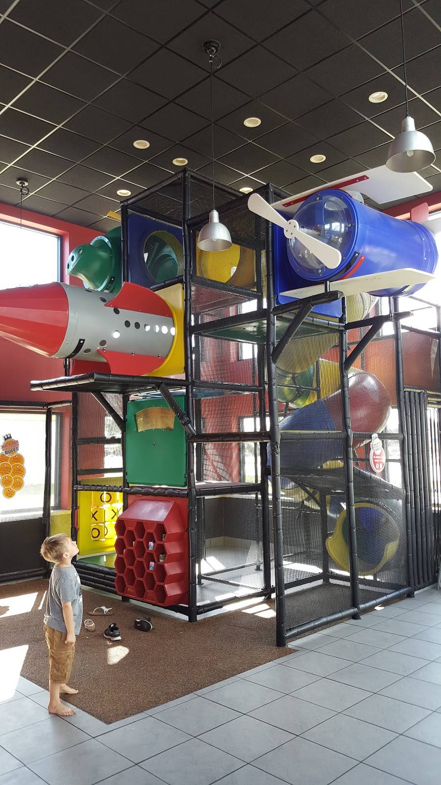 Burger King | restaurant | 910 Kings Hwy, Port Charlotte, FL 33980, USA | 9416270769 OR +1 941-627-0769