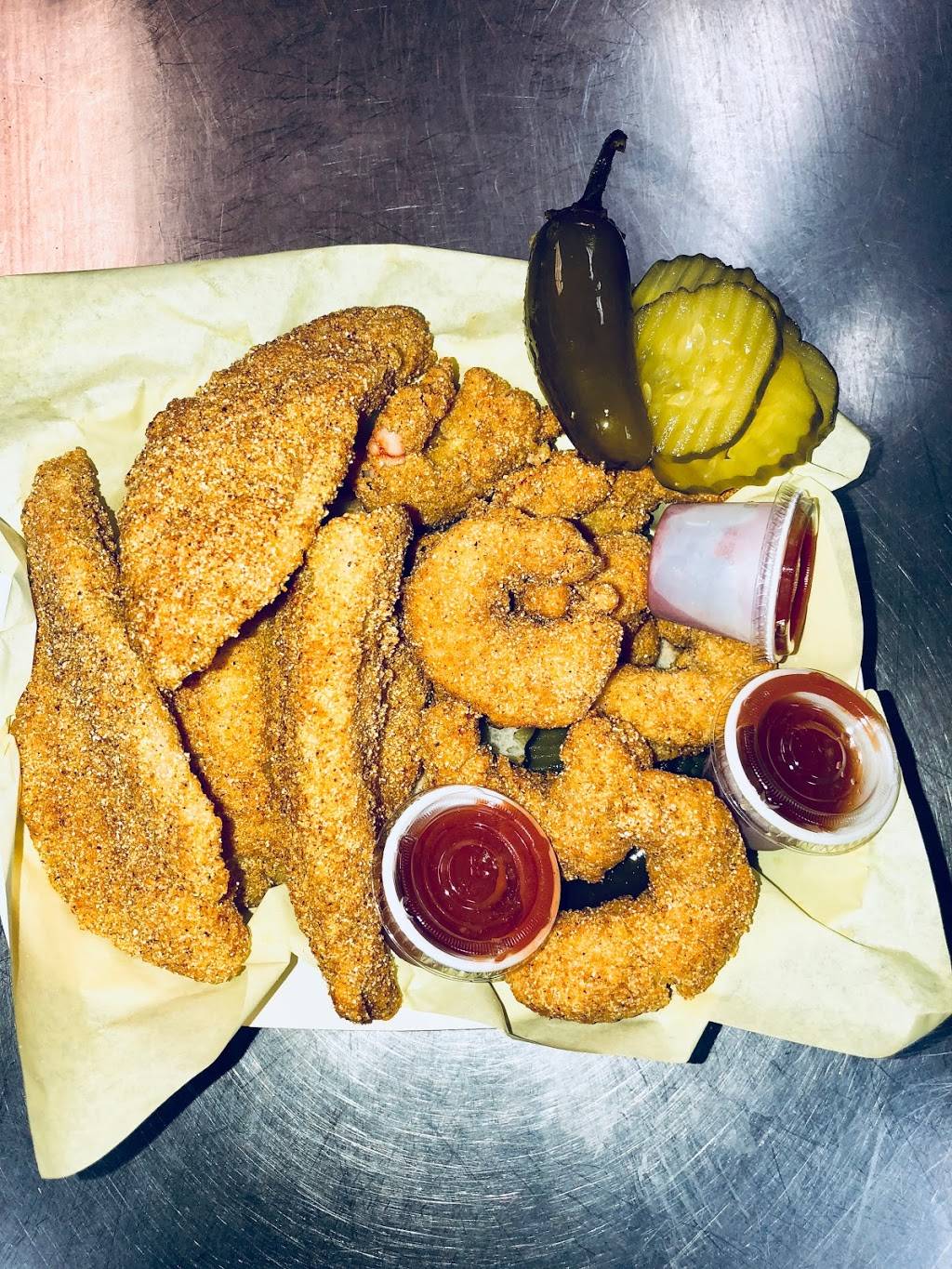 Chief Papa Bears Fried Chicken | restaurant | 2240 N Prairie Creek Rd suite 600, Dallas, TX 75227, USA | 4697098025 OR +1 469-709-8025