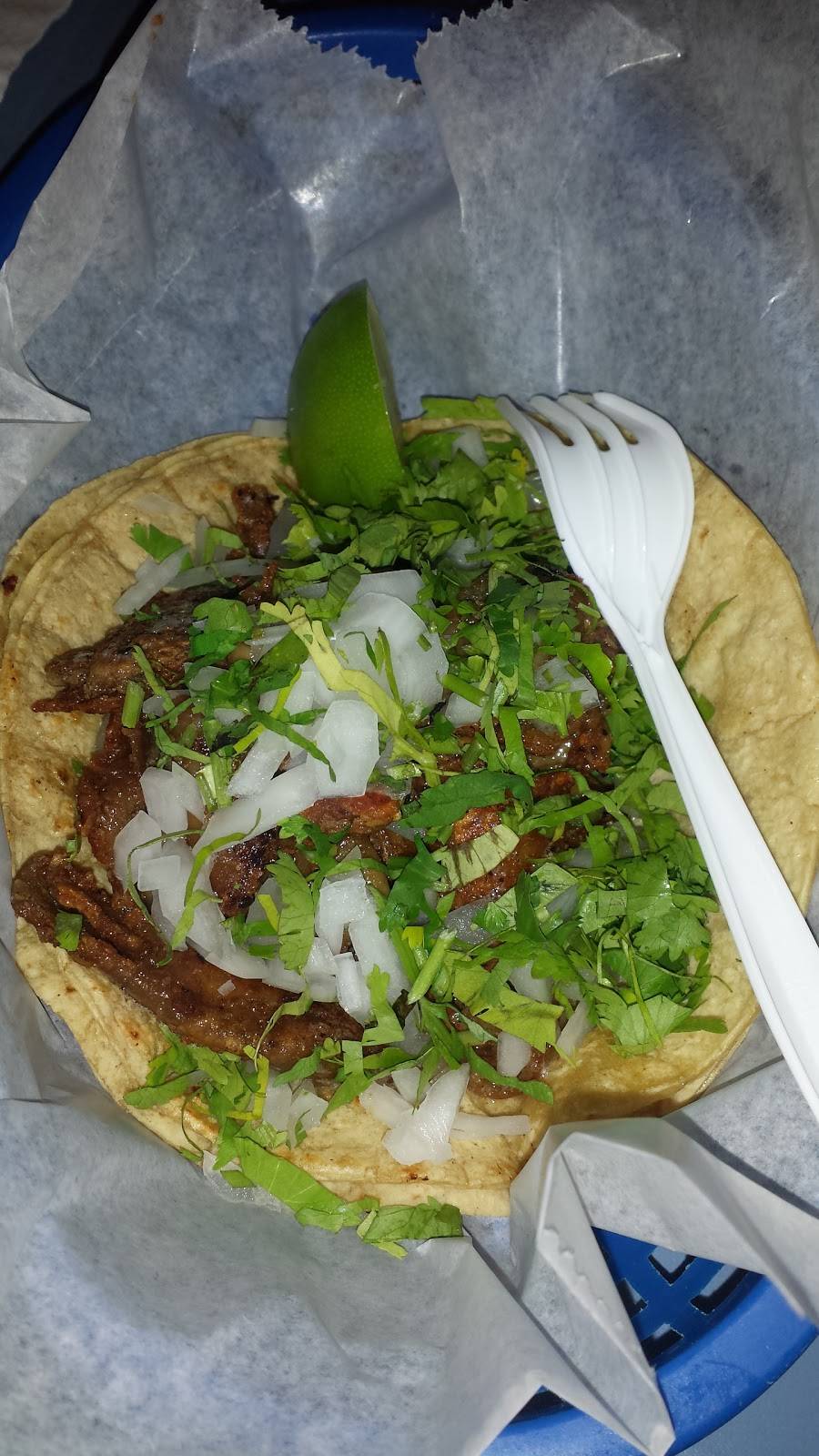 El Paraiso | restaurant | 415 Summit St, Elgin, IL 60120, USA | 8478889900 OR +1 847-888-9900