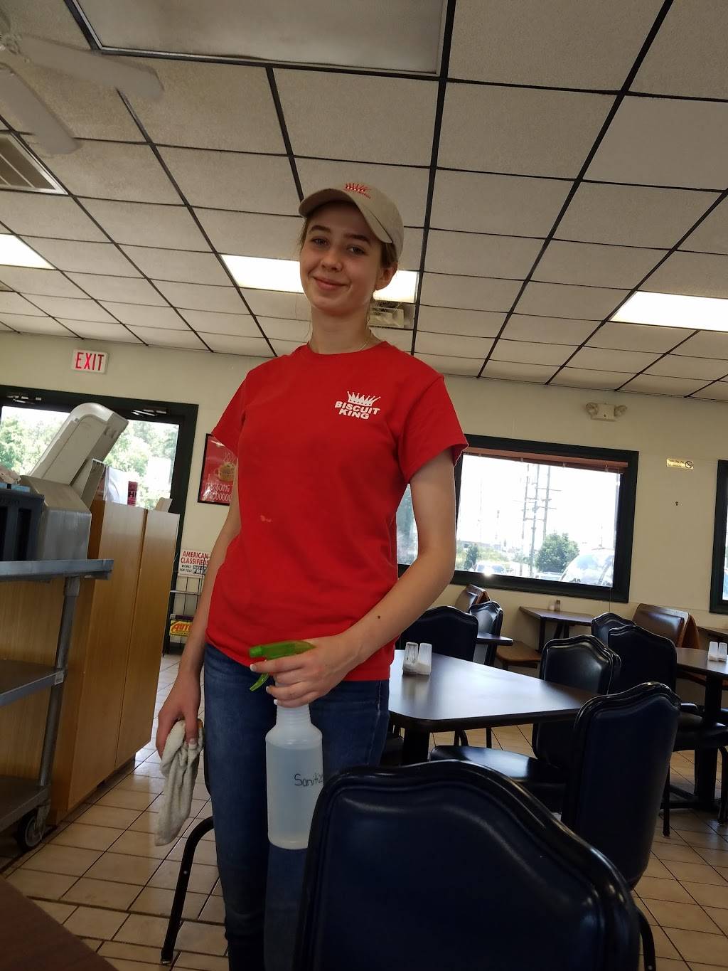 Biscuit King | restaurant | 1900 Cotton Grove Rd, Lexington, NC 27292, USA | 3363572292 OR +1 336-357-2292