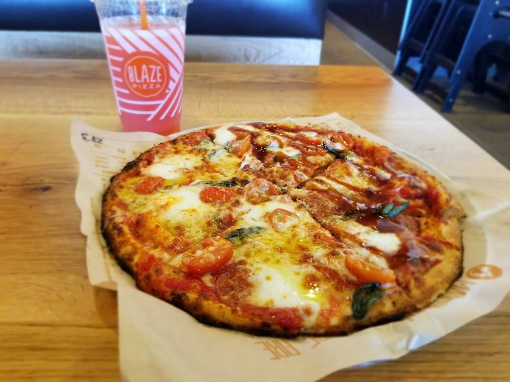 Blaze Pizza | meal takeaway | 10155 W McDowell Rd #103, Avondale, AZ 85392, USA | 6234556768 OR +1 623-455-6768