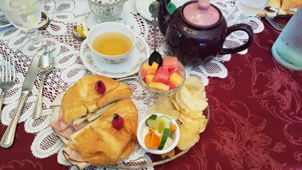 Johanna Mays Fine Teas | restaurant | 9104 Callon Ave, Schofield, WI 54476, USA | 7153556816 OR +1 715-355-6816