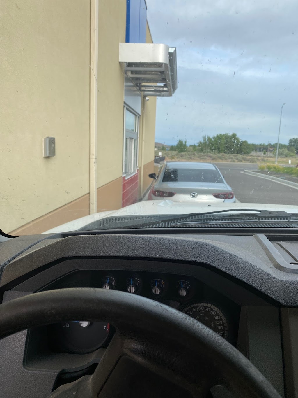 Dairy Queen Grill & Chill | restaurant | 3250 Duportail St, Richland, WA 99352, USA | 5096275716 OR +1 509-627-5716