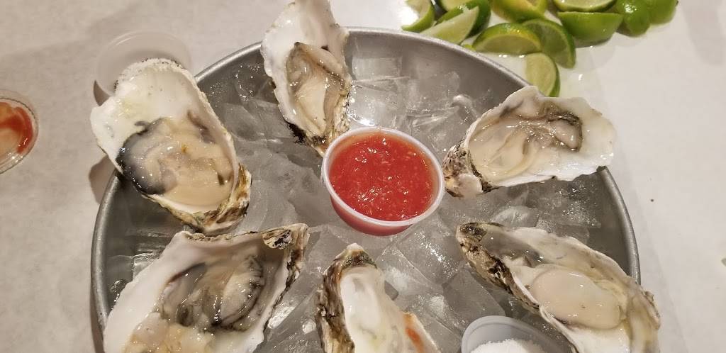 Star Crab | restaurant | 10051 Magnolia Ave, Riverside, CA 92503, USA | 9519779440 OR +1 951-977-9440