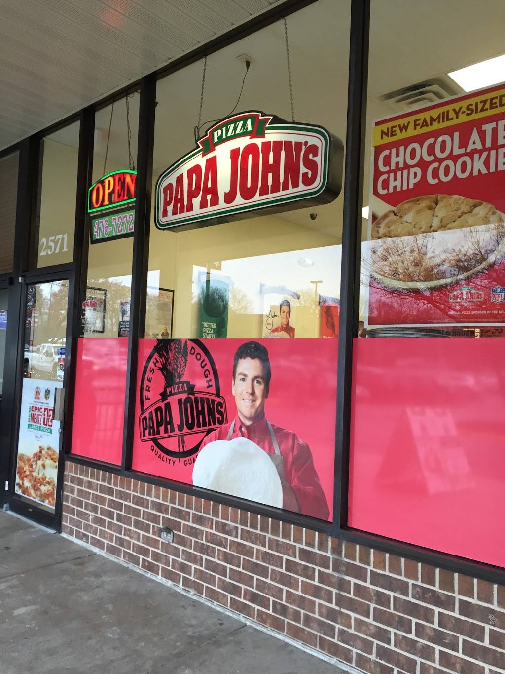Papa Johns Pizza | restaurant | 2571 John Milton Dr, Herndon, VA 20171, USA | 7034767272 OR +1 703-476-7272